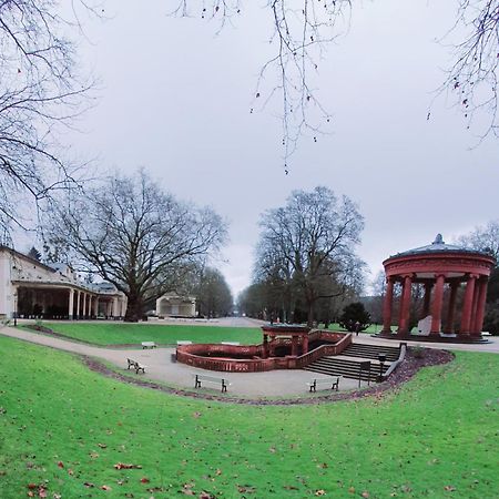 Privat Zimmer In Bad Homburg Bei Kurhaus Bad Homburg vor der Höhe Exteriör bild
