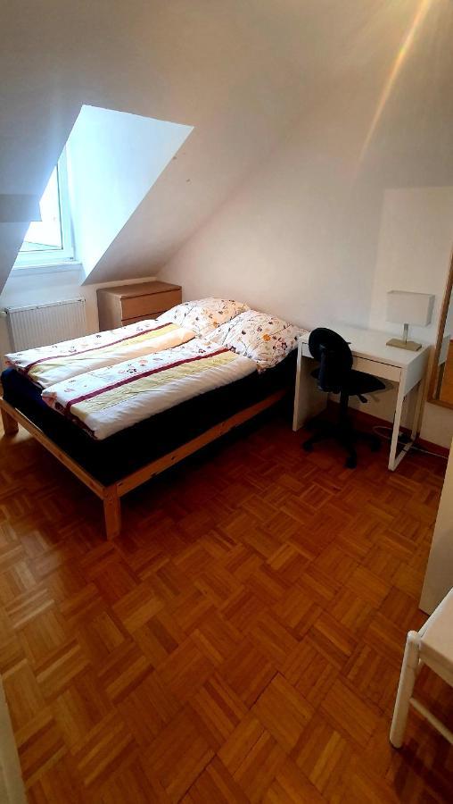 Privat Zimmer In Bad Homburg Bei Kurhaus Bad Homburg vor der Höhe Exteriör bild